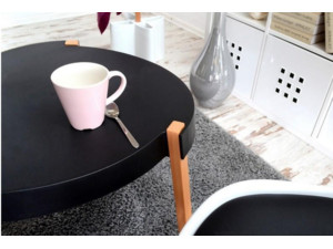 Odkládací stolek Twist - černý