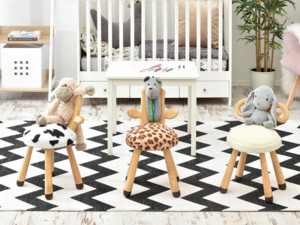 Dřevěná židlička pro děti - žirafa