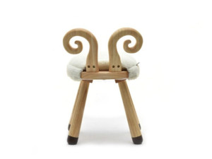 Dřevěná židlička pro děti - ovečka