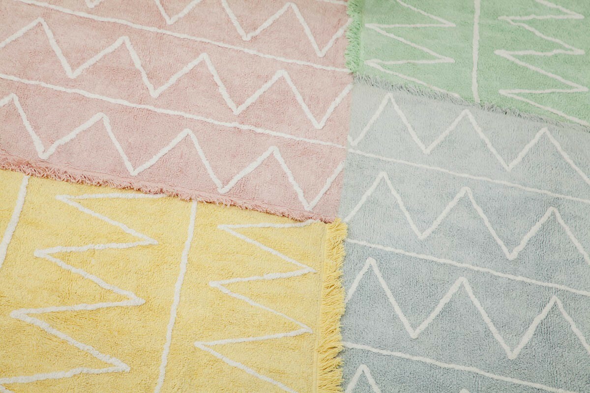 Bavlněný koberec klikatý vzor, zelený Lorena Canals - Hippy