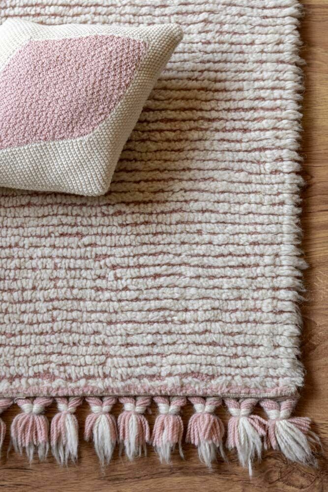 Vlněný koberec 120 x 170 Lorena Canals růžový - Sheep